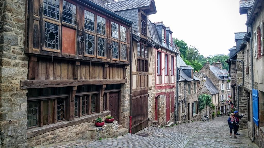 Chambre D'Hotes De Bellevue Lanvallay Екстериор снимка